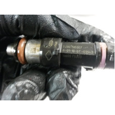 98V123 Fuel Injector Single For 08-09 Nissan Titan 5.6 98V123 Fuel Injector Single For 08-09 Nissan Titan 5.6